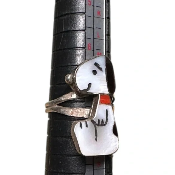 Cute vintage  Snoopy Silver Ring 7.5 sterling silver inlay - Picture 2 of 2